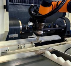 Eset | Fuwei Intelligens kompozit robot CNC Rugalmas betöltés és kirakodás